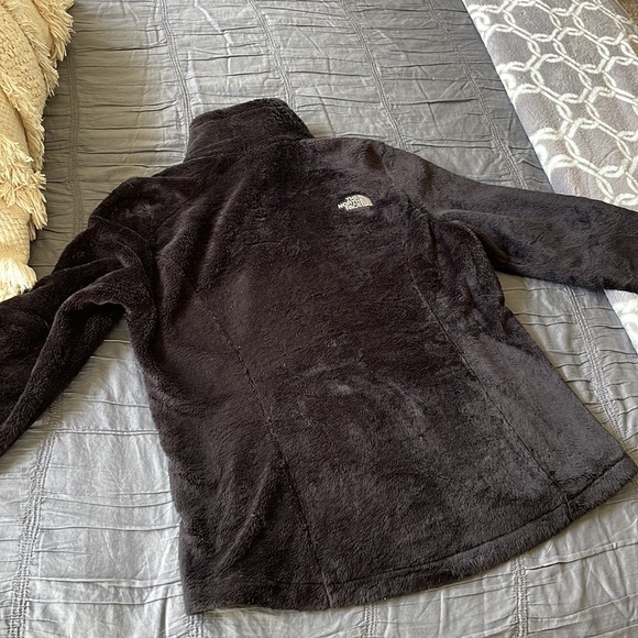 Black north face - Picture 3 of 3